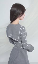 モデル：158cm（着用サイズ：FREE　着用カラー：GRY）