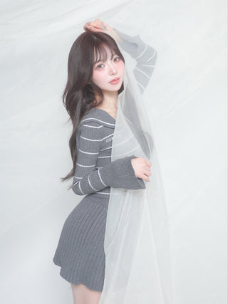 モデル：158cm（着用サイズ：FREE　着用カラー：GRY）