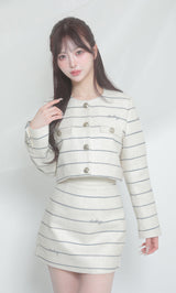 モデル：158cm（着用サイズ：S　着用カラー：IVO）