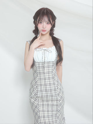 モデル：158cm（着用サイズ：FREE　着用カラー：BLK）