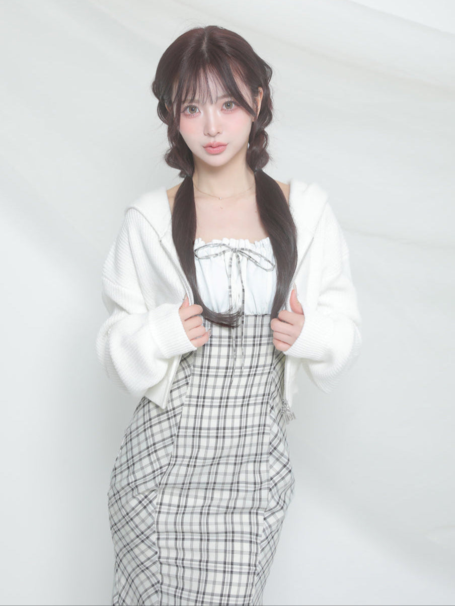 モデル：158cm（着用サイズ：FREE　着用カラー：WHT）