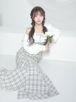 モデル：158cm（着用サイズ：FREE　着用カラー：WHT）
