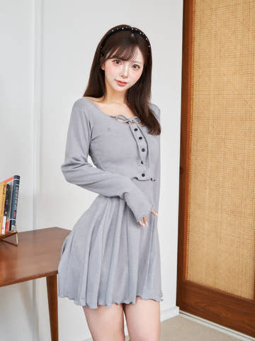 モデル：158cm（着用サイズ：FREE　着用カラー：GRY）
