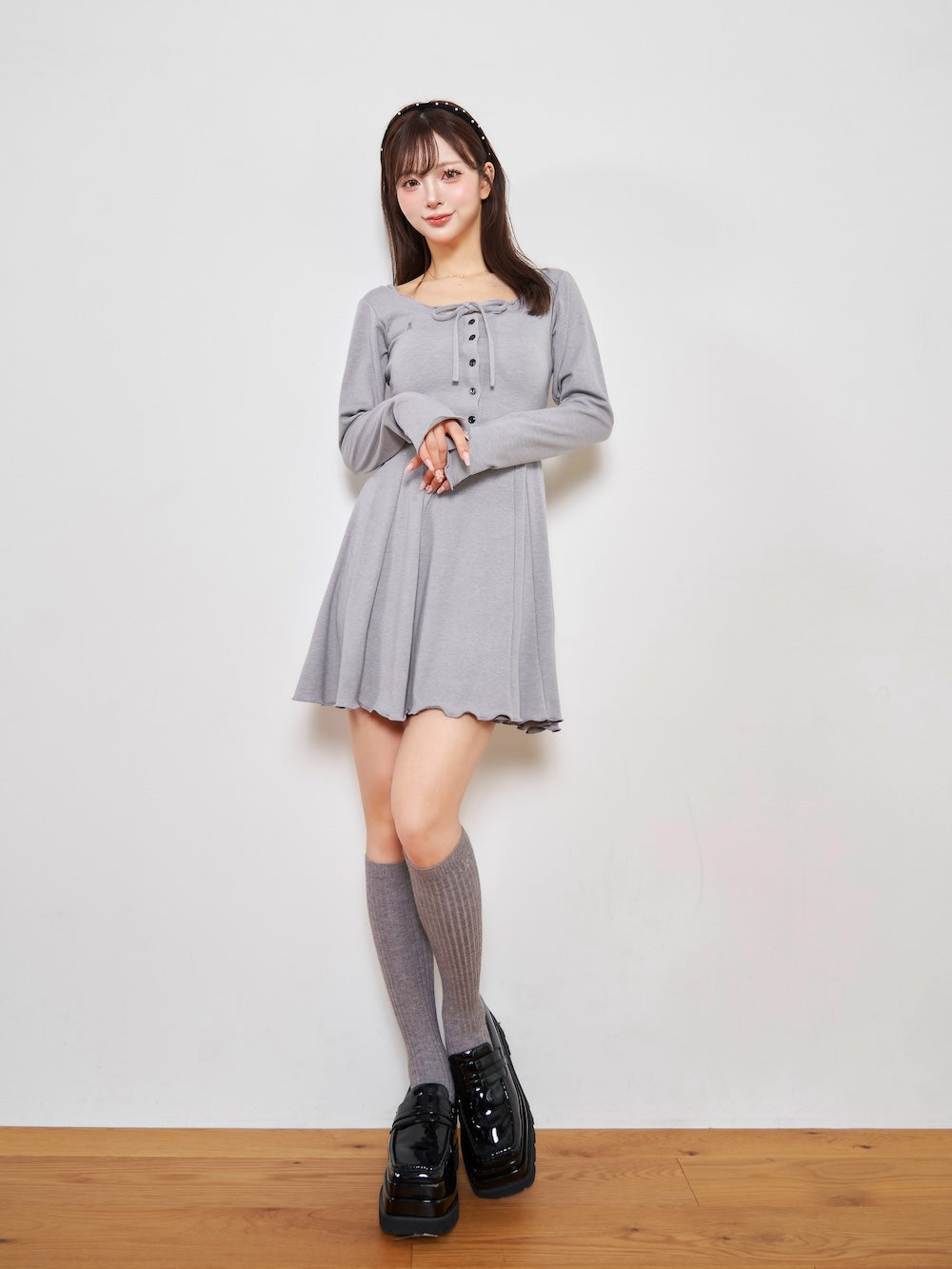 モデル：158cm（着用サイズ：FREE　着用カラー：GRY）