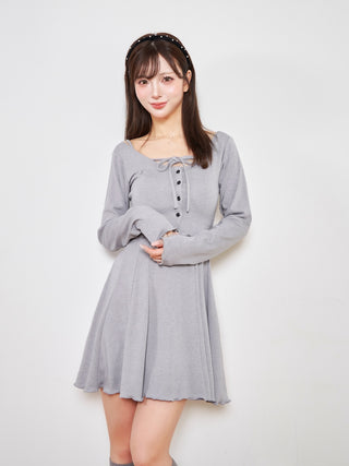 モデル：158cm（着用サイズ：FREE　着用カラー：GRY）