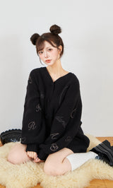 モデル：158cm（着用サイズ：FREE　着用カラー：BLK）