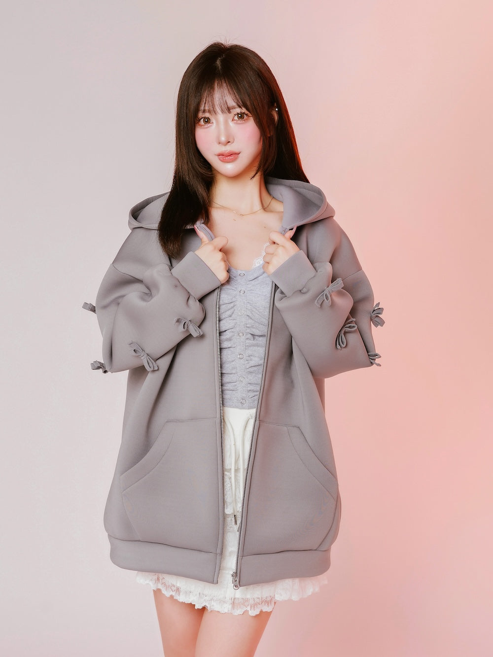 モデル：158cm（着用サイズ：FREE　着用カラー：GRY）