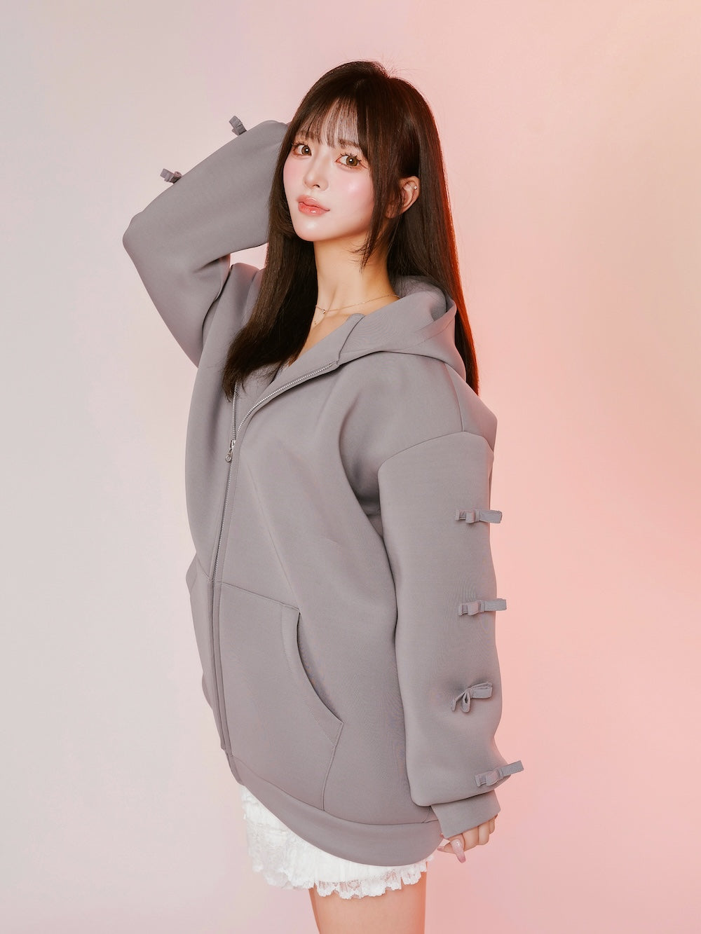 モデル：158cm（着用サイズ：FREE　着用カラー：GRY）