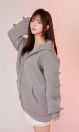 モデル：158cm（着用サイズ：FREE　着用カラー：GRY）
