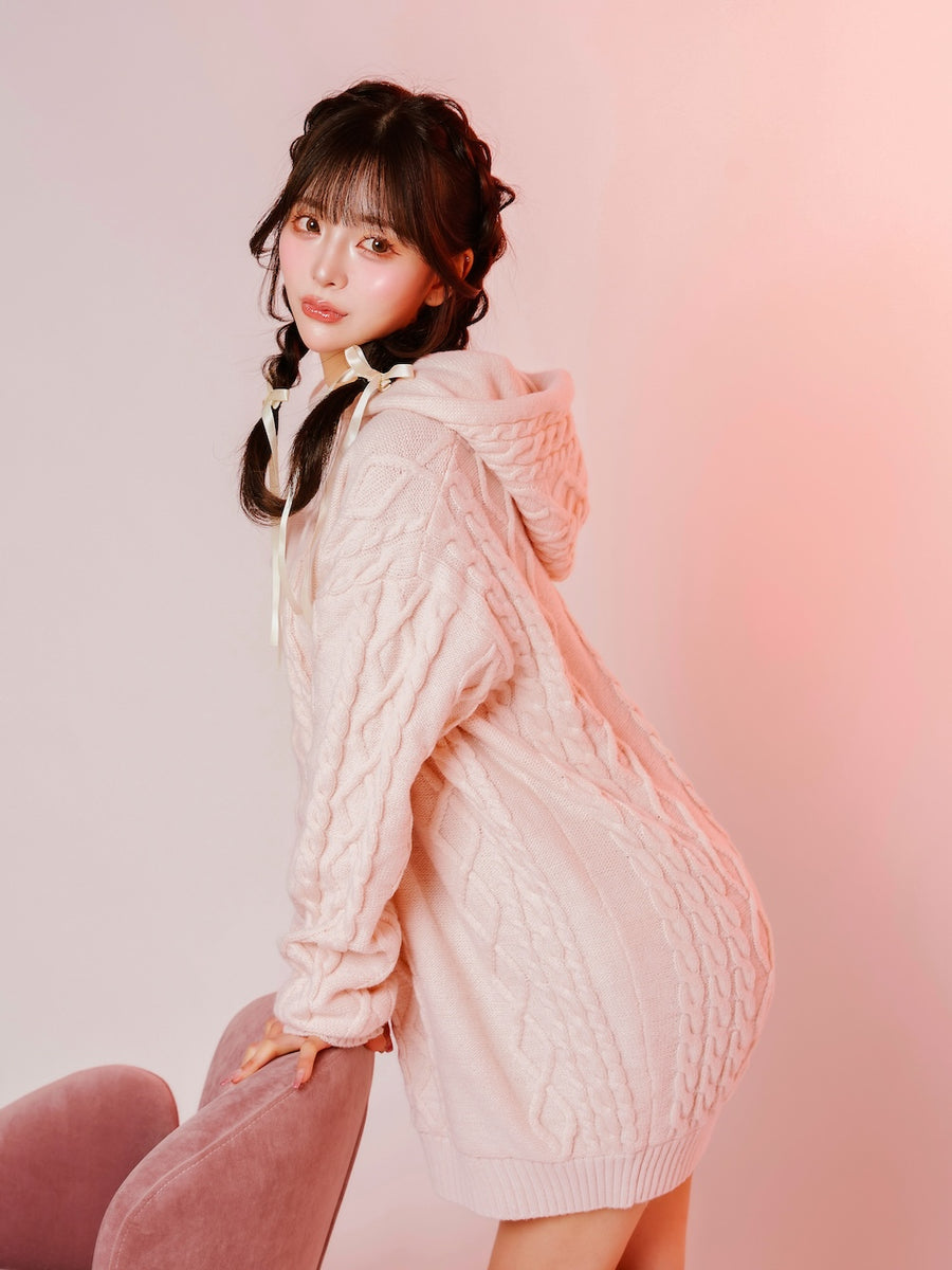 モデル：158cm（着用サイズ：FREE　着用カラー：PNK）