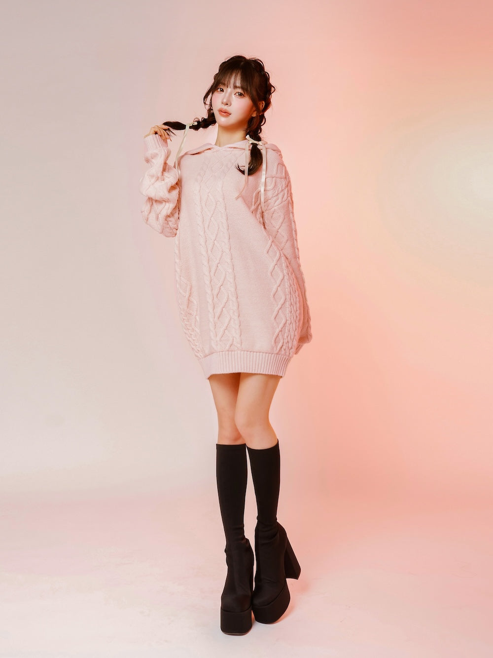 モデル：158cm（着用サイズ：FREE　着用カラー：PNK）