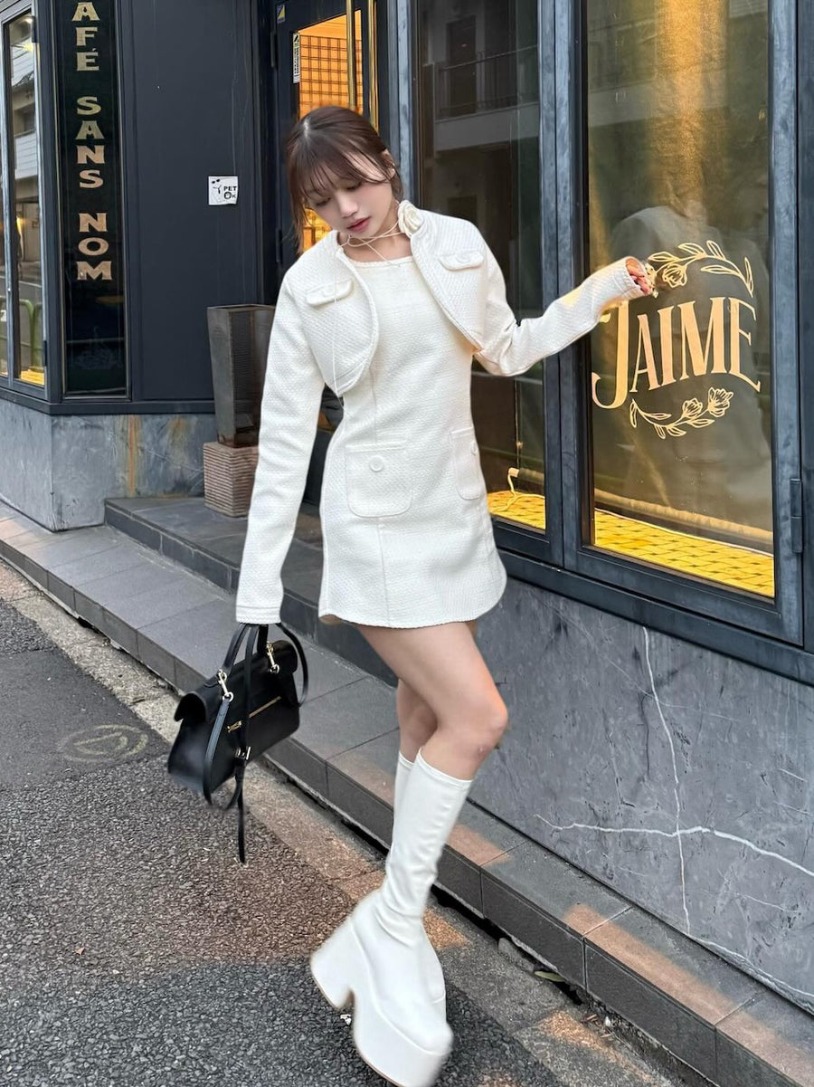 モデル：155cm（着用サイズ：FREE　着用カラー：IVO）