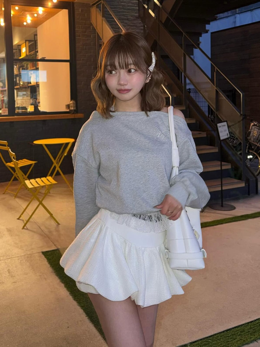 モデル：155cm（着用サイズ：FREE　着用カラー：GRY）