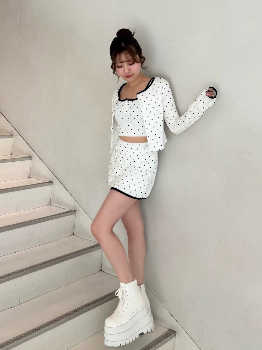 モデル：151cm（着用サイズ：FREE　着用カラー：WHT）