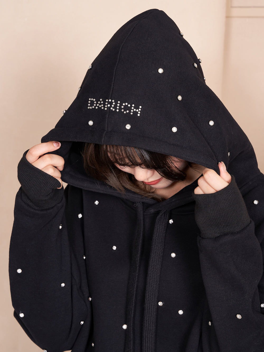 ランダムビジューフーディ – Darich (ダーリッチ)