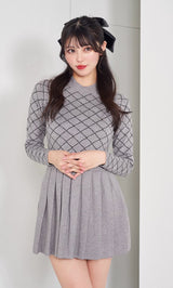 モデル：164cm（着用サイズ：FREE　着用カラー：GRY）