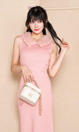 モデル：165cm（着用サイズ：FREE　着用カラー：BLK）