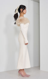 モデル：164cm（着用サイズ：FREE　着用カラー：IVO）