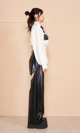 モデル：164cm（着用サイズ：S　着用カラー：BLK）