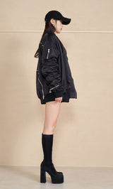 モデル：164cm（着用サイズ：FREE　着用カラー：BLK）