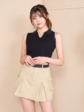 モデル：164cm（着用サイズ：FREE　着用カラー：BLK）