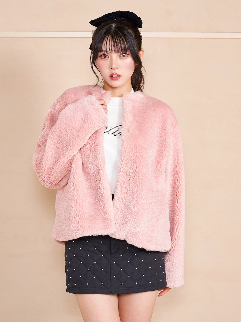 ノーカラーボリュームファーコート - pnk