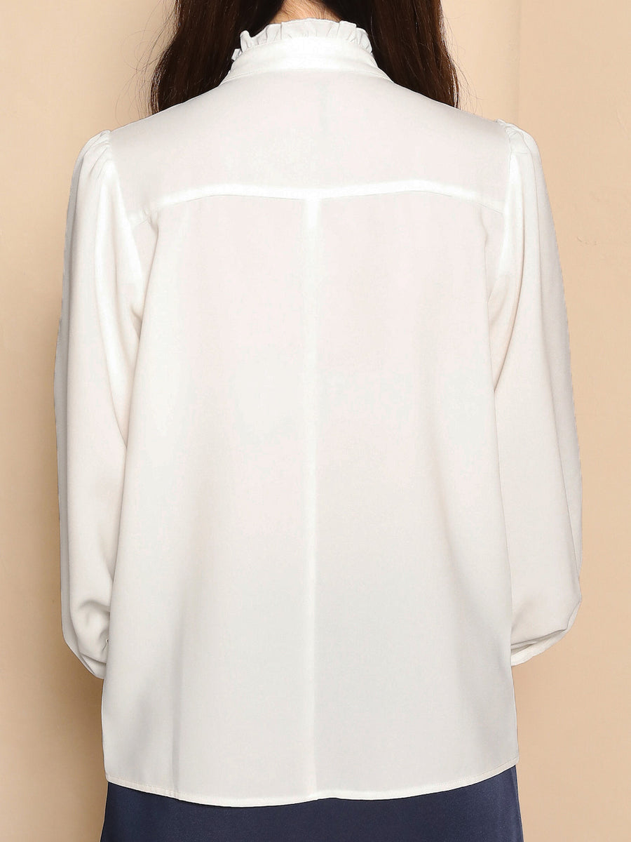 モデル：164cm（着用サイズ：FREE　着用カラー：WHT）