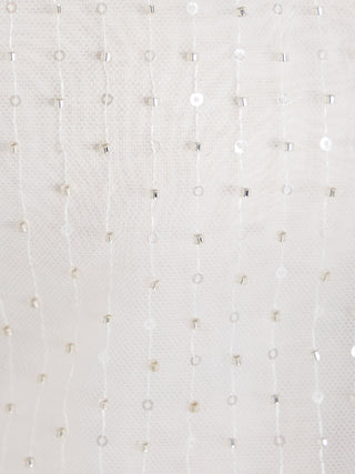 モデル：164cm（着用サイズ：FREE　着用カラー：WHT）