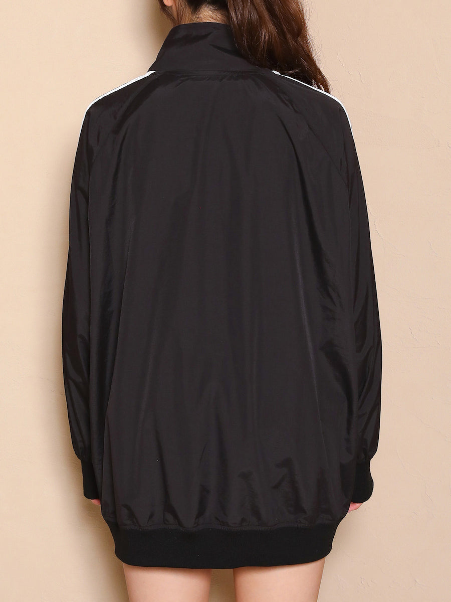 モデル：163cm（着用サイズ：FREE　着用カラー：BLK）