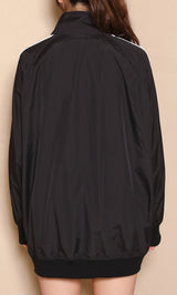 モデル：163cm（着用サイズ：FREE　着用カラー：BLK）