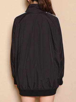 モデル：163cm（着用サイズ：FREE　着用カラー：BLK）