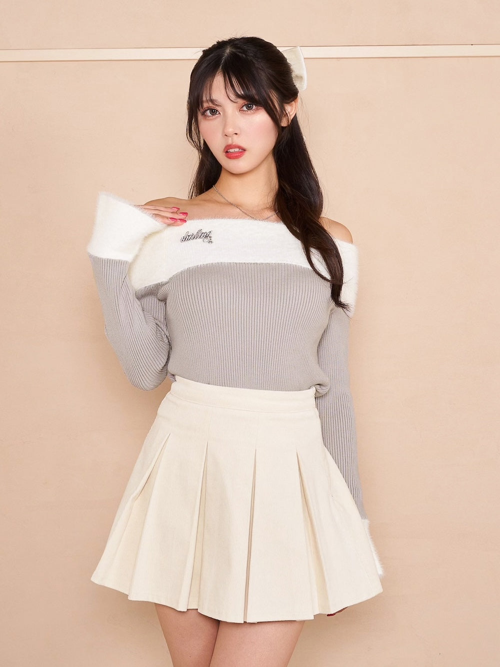 モデル：164cm（着用サイズ：FREE　着用カラー：GRY）