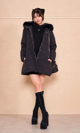 モデル：164cm（着用サイズ：S　着用カラー：BLK）