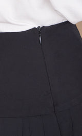 モデル：164cm（着用サイズ：S　着用カラー：BLK）