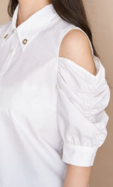 モデル：164cm（着用サイズ：FREE　着用カラー：WHT）