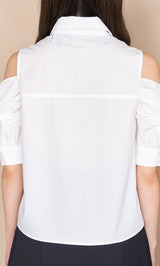 モデル：164cm（着用サイズ：FREE　着用カラー：WHT）