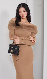 モデル：164cm（着用サイズ：FREE　着用カラー：MOC）