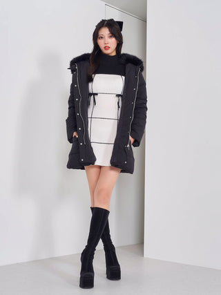 モデル：164cm（着用サイズ：FREE　着用カラー：IVO）