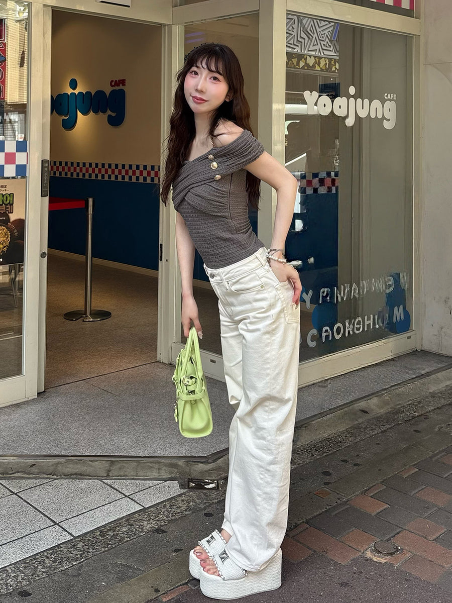 モデル：160cm（着用サイズ：FREE　着用カラー：GRY）