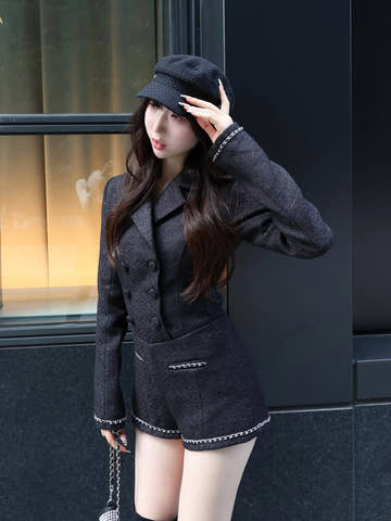 モデル：160cm（着用サイズ：FREE　着用カラー：BLK）