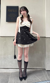 モデル：160cm（着用サイズ：FREE　着用カラー：BLK）