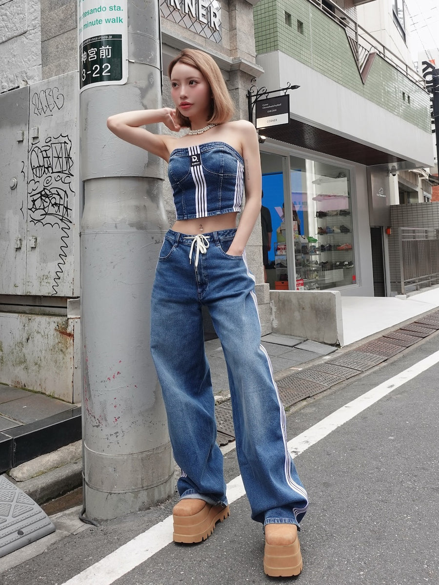 モデル：155cm（着用サイズ：S　着用カラー：BLU）