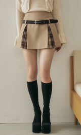 モデル：160cm（着用サイズ：S　着用カラー：BEG）