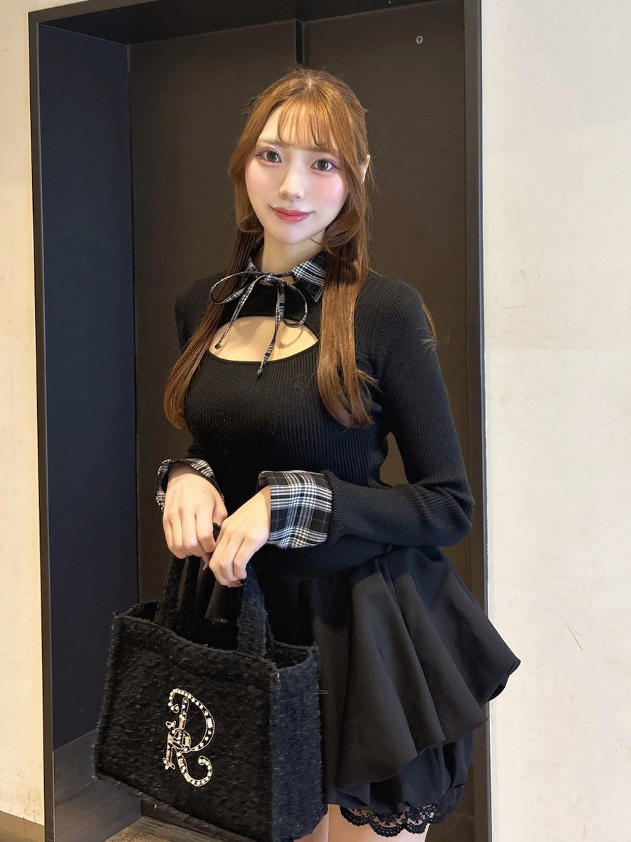 モデル：165cm（着用サイズ：FREE　着用カラー：BLK）