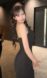 モデル：158cm（着用サイズ：FREE　着用カラー：BLK）