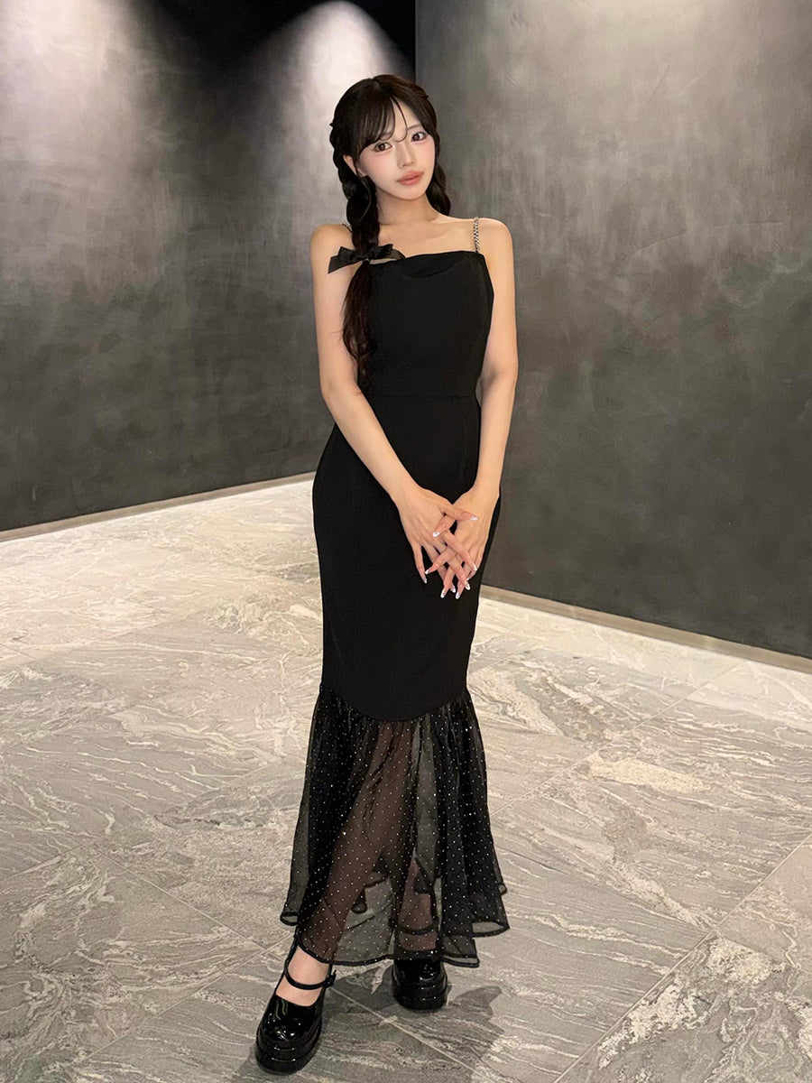 モデル：158cm（着用サイズ：FREE　着用カラー：BLK）