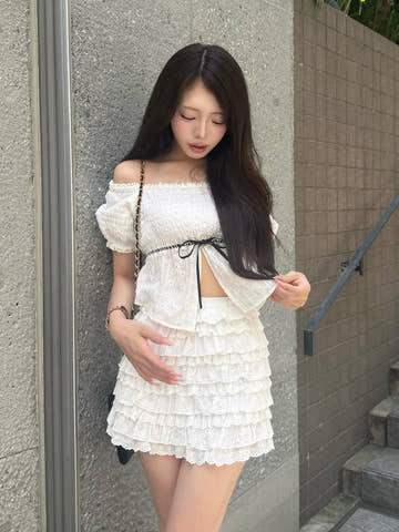 モデル：158cm（着用サイズ：FREE　着用カラー：WHT）