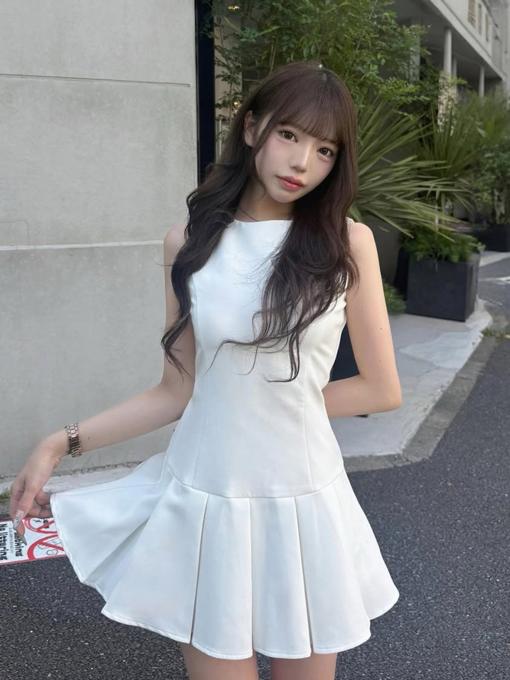 美シルエットプリーツミニワンピース – Darich