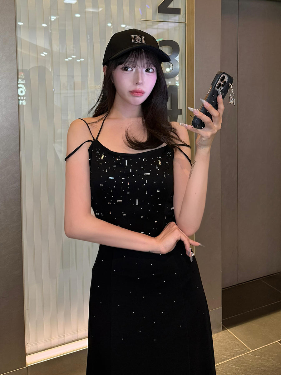 モデル：158cm（着用サイズ：FREE　着用カラー：BLK）