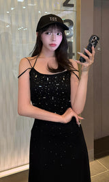 モデル：158cm（着用サイズ：FREE　着用カラー：BLK）